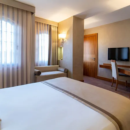 Biz Cevahir Sultanahmet Hotel 4*