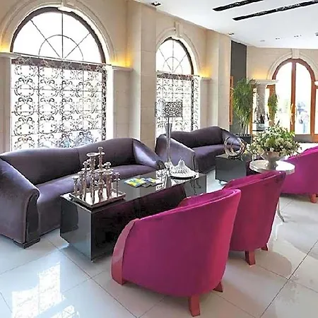 Biz Cevahir Sultanahmet 4*
