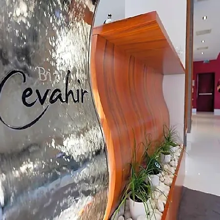 Biz Cevahir Sultanahmet 4*