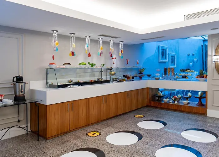 Biz Cevahir Sultanahmet Отель