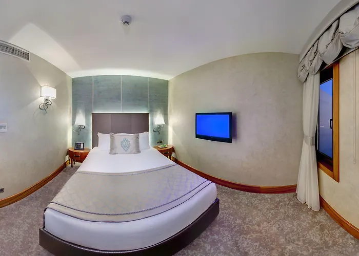 Biz Cevahir Sultanahmet 4*